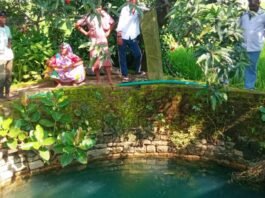 मिर्जापुर: कुएं पर बैठा था मगरमच्छ, पानी लेने पहुंचे तो उड़ गए होश, ग्रामीणों ने ऐसे किया रेस्क्यू