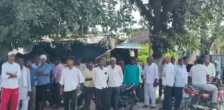 UP: नौकरी की तलाश में घर से निकला 25 वर्षीय युवक, जंगल में पेड़ से लटका मिला शव