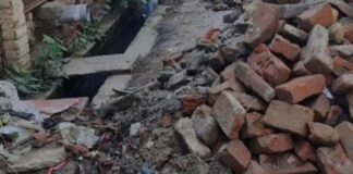 UP: वार्ड 17 में जलभराव से गलियां बनीं तालाब, गंदगी और दुर्गंध से लोग परेशान