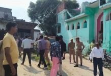 UP: बिजनौर में मस्जिद परिसर के कुएं पर विवाद, हनुमान चालीसा आयोजन का पोस्टर वायरल, पुलिस अलर्ट