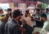 UP: पिशाच मोचन कुंड में डूबने से युवक की मौत, शव लेकर भागे परिजन, पुलिस से धक्का-मुक्की