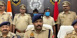 अमेठी: जंगल में बना रहे थे अवैध तमंचे, पुलिस ने दबिश देकर 16 हथियारों के साथ दो आरोपियों को पकड़ा
