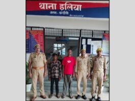 UP: चंदौली में गोवंश तस्करी पर पुलिस का शिकंजा, दो युवक गिरफ्तार, दो गोवंश समेत बाइक-मोबाइल बरामद