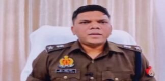 जौनपुर में वर्दी की आड़ में वसूली! दो निलंबित सिपाहियों समेत 3 गिरफ्तार, दो आरोपितों ने किया सरेंडर