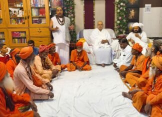 वृंदावन: प्रेमानंद के शिष्य की मौत पर संत समाज में आक्रोश, उच्चस्तरीय जांच की मांग