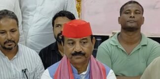 बलिया में सपा प्रदेश अध्यक्ष ने चुनावी प्रक्रिया और मतदाता सूची पर उठाए सवाल