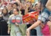 UP: कांग्रेस पार्टी के कार्यकर्ताओं का कलेक्ट्रेट में धरना प्रदर्शन, वोट चोरी, चुनाव आयुक्त ज्ञानेश की गिरफ्तारी की मांग