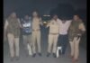 UP: हाईवे पर SUV खड़ी कर करते थे रेकी, आजमगढ़ में मुठभेड़ के बाद दो इनामी चोर गिरफ्तार