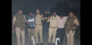 UP: हाईवे पर SUV खड़ी कर करते थे रेकी, आजमगढ़ में मुठभेड़ के बाद दो इनामी चोर गिरफ्तार