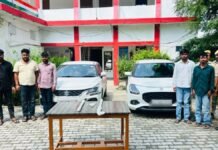 UP: जायस पुलिस ने पांच वांछित अभियुक्तों को किया गिरफ्तार, तमंचा-कारतूस समेत हाकी और डंडा बरामद