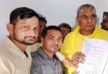 गाजीपुर: कम मानदेय और नौकरी से हटाने की धमकी का आरोप, मीटर रीडरों ने मंत्री ओमप्रकाश राजभर से लगाई गुहार!
