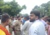 Varanasi: डंपर की चपेट में आने से नौवीं की छात्रा की मौत, आक्रोशित ग्रामीणों ने सड़क किया जाम