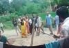 Amethi: दबंगों ने युवक को जमकर पीटा, गला दबाकर हत्या के प्रयास का आरोप