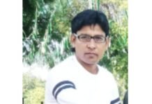 Azamgarh: पेड़ से लटका मिला युवक का शव, परिजनों में मचा कोहराम