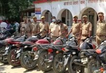 Bahraich में मुठभेड़ के बाद फरार दो शातिर वाहन चोर गिरफ्तार, 12 चोरी की बाइक बरामद