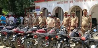 Bahraich में मुठभेड़ के बाद फरार दो शातिर वाहन चोर गिरफ्तार, 12 चोरी की बाइक बरामद