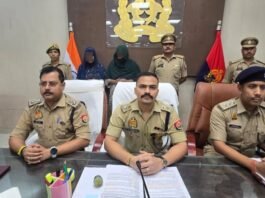 Bijnor: सर्राफा दुकान में चोरी का खुलासा, दो महिलाएं गिरफ्तार, जेवरात और दो स्विफ्ट कार बरामद