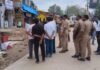 Chandauli: मुगलसराय में दुकान तोड़ने के दौरान जुटी भीड़, पुलिस ने संभाली सुरक्षा व्यवस्था