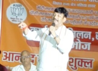 Ballia: सपा-कांग्रेस पर बरसे पूर्व मंत्री आनंद स्वरूप शुक्ला, बोले- ‘कालनेमि जैसा बनावटी चेहरा करेंगे बेनकाब, 2027 में जीत तय’