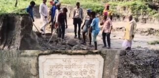 Gonda में तीन दशक से उपेक्षित स्थल को संवारने की पहल, खुदाई में मिलीं प्राचीन सीढ़ियां और शिलालेख