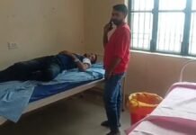 UP: हाथरस में भीषण सड़क हादसा, तेज रफ्तार ट्रैक्टर की टक्कर से वृद्ध की मौत