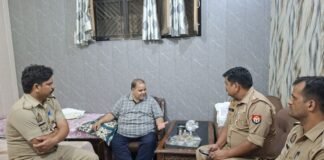 UP: सहारनपुर मस्जिद प्रकरण में सपा डेलिगेशन के पहुंचने से पहले कई नेता हाउस अरेस्ट, कलेक्ट्रेट पर भारी पुलिस बल तैनात