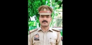 Jaunpur में वसूली कांड पर शिकंजा, आरोपी थानाध्यक्ष समेत दो पर 25-25 हजार का इनाम