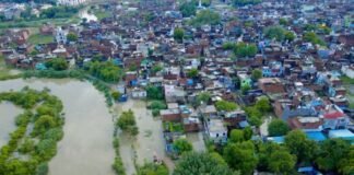 Sitapur: सीतापुर में 17 साल बाद सरायन नदी उफान पर खतरे के निशान से 1.30 मीटर ऊपर जलस्तर