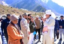 मुख्यमंत्री पुष्कर सिंह धामी ने गुंजी में आदि कैलाश परिक्रमा रन-2.0 में किया प्रतिभाग, विजेता धावकों को किया पुरस्कृत
