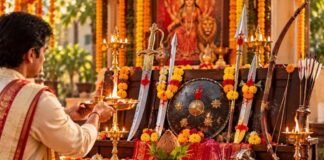 दशहरा 2026: आज 20 अक्टूबर को शस्त्र पूजा का शुभ मुहूर्त, जानें घर पर पूजा करने की सही विधि