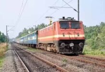 मैहर मेले में श्रद्धालुओं को रेलवे की सौगात, मां शारदा के दर्शन के लिए 8 ट्रेनों को मिला स्टॉपेज