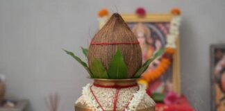 नवरात्रि पारण के बाद कलश, नारियल और जौ का क्या करें? जानें पूजा सामग्री के विसर्जन के नियम