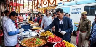 धनबाद में त्योहारों से पहले बड़ा खुलासा, चाट के छोले से लड्डू तक में मिला रासायनिक रंग