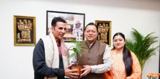 मुख्यमंत्री पुष्कर सिंह धामी से प्रसिद्ध फिल्म अभिनेता अक्षय कुमार ने की शिष्टाचार भेंट