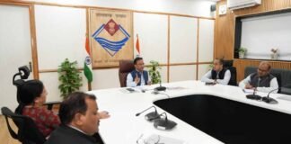 प्रमुख सचिव ने तृतीय प्रवासी उत्तराखण्डी दिवस सम्मेलन के आयोजन के सम्बन्ध में ली बैठक