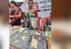 धान के पैरे से धनेश्वरी ने गढ़ी आत्मनिर्भरता की नई पहचान, कला को बनाया कमाई का जरिया