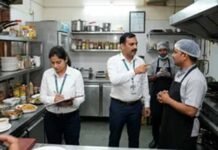 गुरुग्राम में खाद्य प्रतिष्ठानों का निरीक्षण, साफ-सफाई और सैनिटाइजेशन पर जोर
