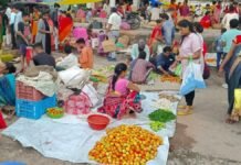 बारिश का असर: झारखंड में सब्जियों के दाम तीन से चार गुना बढ़े, भिंडी 80 रुपये किलो