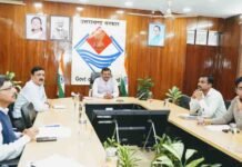 निजी विश्वविद्यालयों में नर्सिंग पाठ्यक्रमों के संचालन के संदर्भ में मुख्य सचिव की अध्यक्षता में उच्च अधिकार प्राप्त समिति की बैठक