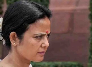 महुआ मोइत्रा को सुप्रीम कोर्ट से झटका, AIF और FPI के असली मालिकों की जानकारी सार्वजनिक करने की मांग खारिज