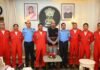 राज्यपाल रमेन डेका से एयर ऑफिसर कमांडिंग नंदा कुमार बाला ने की सौजन्य भेंट