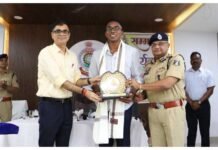 बस्तर के अनिमेष का दुनिया में बजा डंका, भारत के स्टार धावक को IG-SSP ने किया सम्मानित