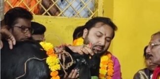 बस्तर दशहरा में निभाई गई निशा जात्रा की परंपरागत रस्म