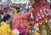 बस्तर दशहरा: बेल फल भेंटकर देवी-देवताओं को दिया जाएगा न्योता