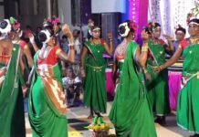 बलौदाबाजार में लोक नर्तक दलों ने सुआ नृत्य से मोहा दर्शकों का मन