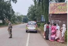 CG में सड़क किनारे महिला ने दिया बच्चे को जन्म, पेट्रोलिंग टीम की मदद से सुरक्षित हुई डिलीवरी