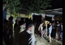 UP: बंद बाइक दुकान में लगी अचानक आग, सर्विसिंग के लिए खड़ी बाइक जलकर खाक