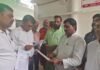 जौनपुर में अखिल भारतीय ब्राह्मण महासभा ने सपा विधायक के खिलाफ उठाया आवाज, जिलाधिकारी कार्यालय पर पहुंच दिया शिकायत पत्र
