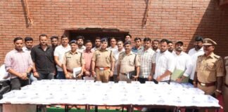 गाजीपुर में पुलिस की बड़ी कार्रवाई, अवैध हथियारों की खेप के साथ 3 तस्कर गिरफ्तार