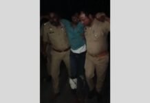जौनपुर में मुठभेड़ के बाद गौ-तस्कर गिरफ्तार, पैर में लगी गोली, 4 गौवंश समेत तमंचा-पिकअप बरामद